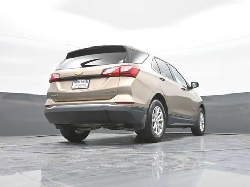 Used 2018 Chevrolet Equinox LT image 35