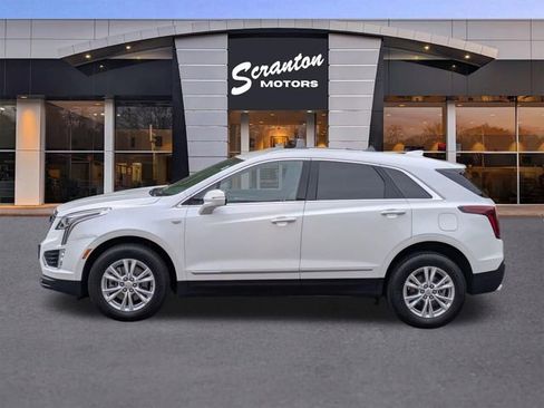 Used 2022 Cadillac XT5 Luxury AWD/4WD image 2