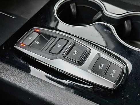 Certified 2024 Honda Ridgeline Black Edition image 17