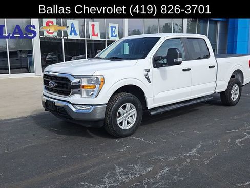 Used 2022 Ford F150 XLT w/ Trailer Tow Package image 4