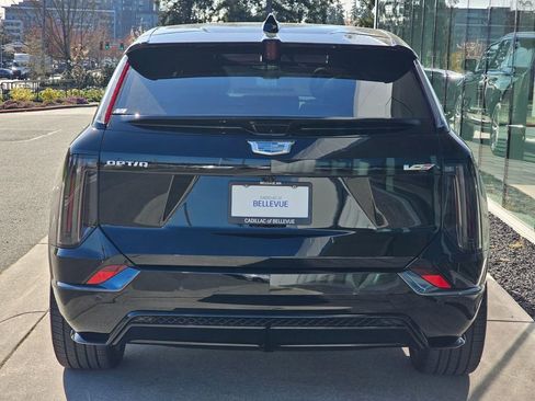 New 2026 Cadillac Optiq V image 4