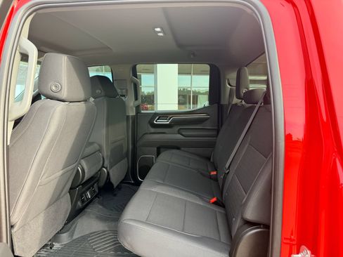 Used 2025 Chevrolet Silverado 1500 LT AWD/4WD image 15