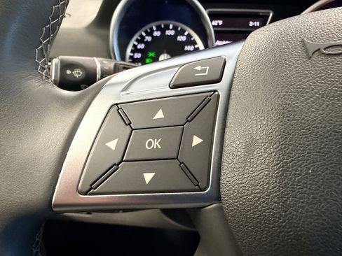 Used 2015 Mercedes-Benz ML 350 2WD image 36