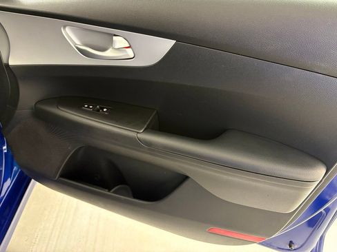 Used 2024 Kia Forte LXS FWD image 41