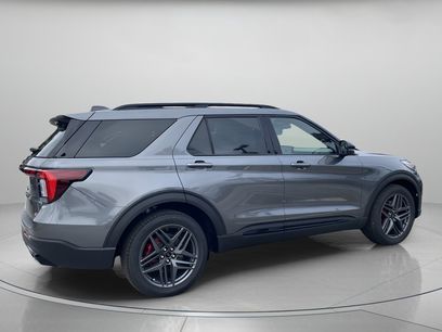 New 2026 Ford Explorer ST w/ Sun And Sound Package