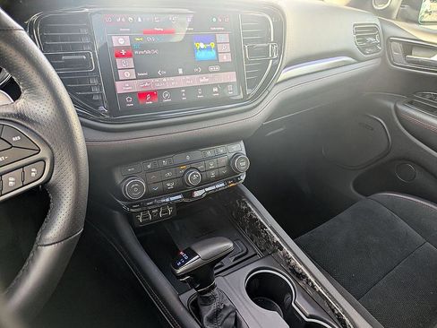Used 2023 Dodge Durango R/T image 24