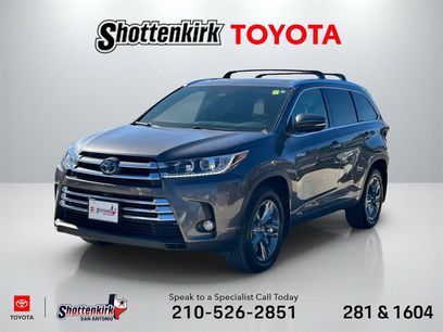 Used 2018 Toyota Highlander Limited Platinum