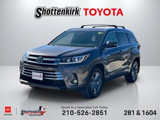 Used 2018 Toyota Highlander Limited Platinum video 1