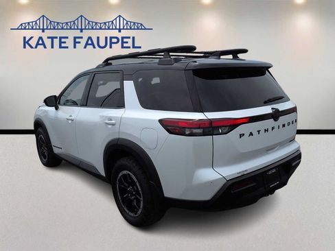 Used 2026 Nissan Pathfinder Rock Creek w/ Rock Creek Premium Package AWD/4WD image 5