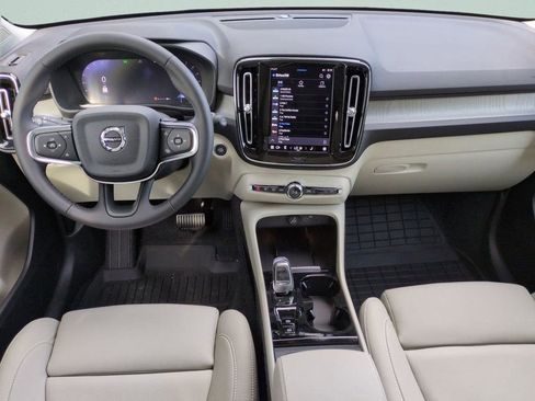 New 2025 Volvo XC40 B5 Plus w/ Protection Package Premier AWD/4WD image 11