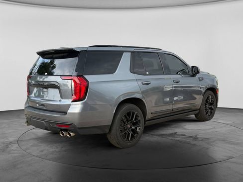 Used 2022 GMC Yukon Denali w/ Denali Premium Package AWD/4WD image 9