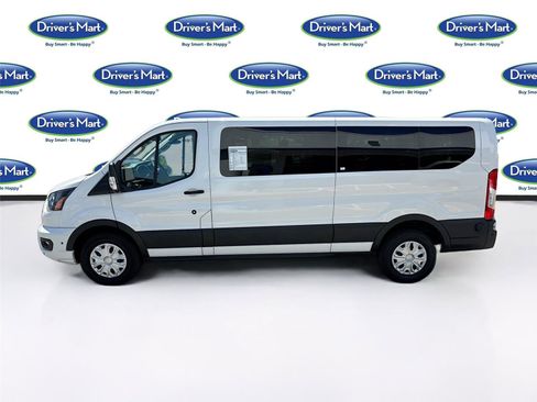 Used 2024 Ford Transit 350 XLT RWD image 4