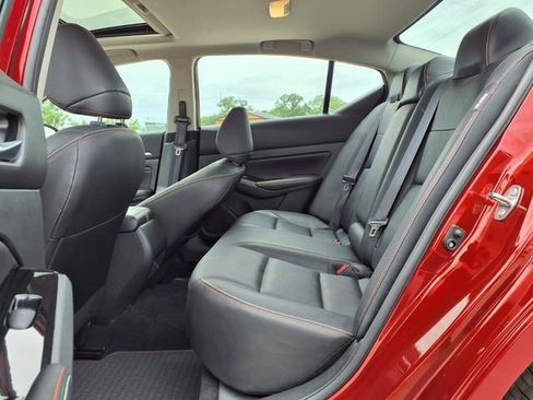 Used 2023 Nissan Altima 2.5 SR w/ SR Premium Package FWD image 14