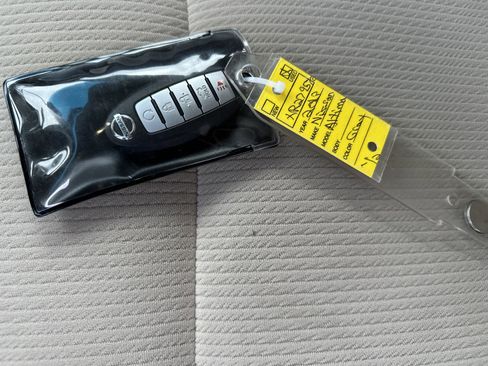 Used 2013 Nissan Altima 2.5 SV image 20