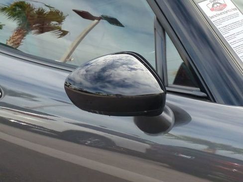 Used 2018 MAZDA MX-5 Miata Club image 12