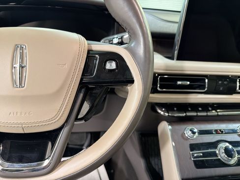 Used 2021 Lincoln Aviator Reserve w/ Equipment Group 201A image 15