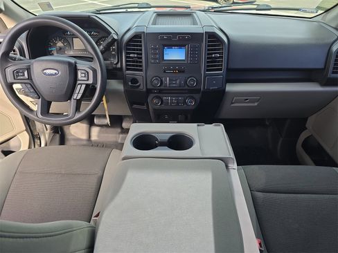 Used 2018 Ford F150 XL w/ Equipment Group 101A Mid image 9