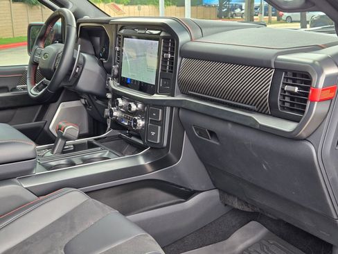 Used 2025 Ford F150 Raptor AWD/4WD image 29