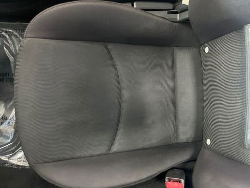 Used 2011 MAZDA MX-5 Miata Sport image 26