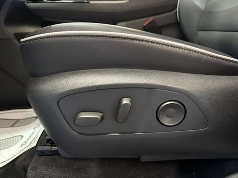 Certified 2025 Buick Enclave Preferred w/ LPO, Floor Liner Package AWD/4WD image 12
