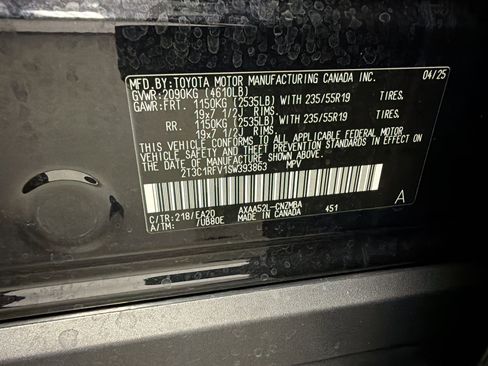 Used 2025 Toyota RAV4 XLE Premium FWD image 19
