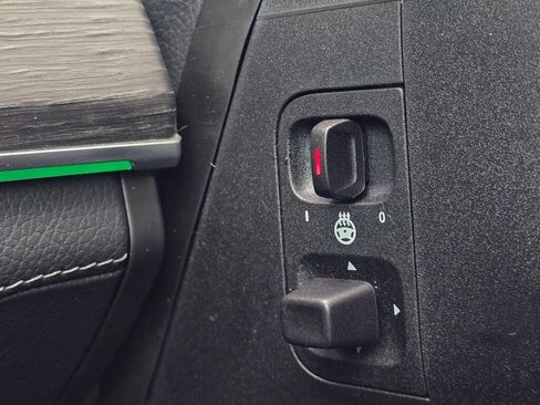 New 2026 Mercedes-Benz GLS 580 GLS 580 image 37