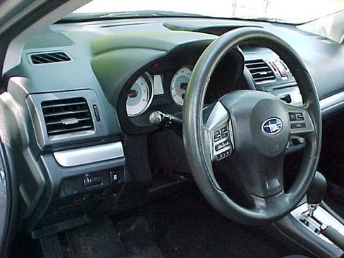 Used 2014 Subaru Impreza 2.0i Premium w/ All-Weather Package w/CVT AWD/4WD image 15