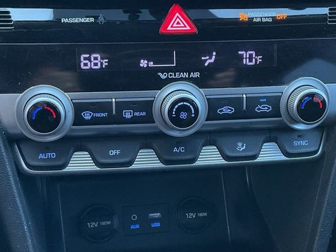 Used 2020 Hyundai Elantra SE w/ Cargo Package (C1) image 30