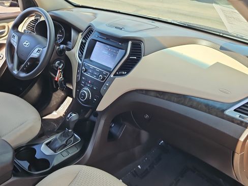 Used 2017 Hyundai Santa Fe Sport FWD image 26