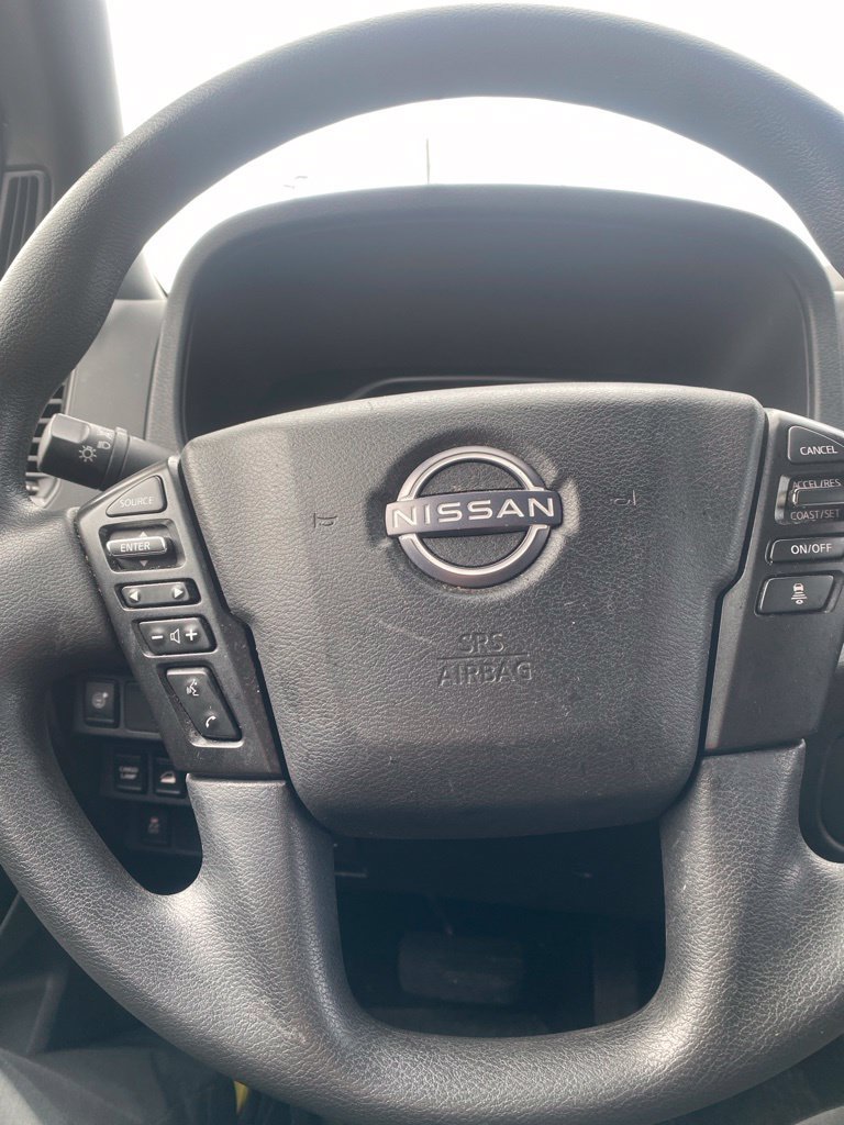 Used 2023 Nissan Frontier SV w/ Midnight Edition Package AWD/4WD image 29