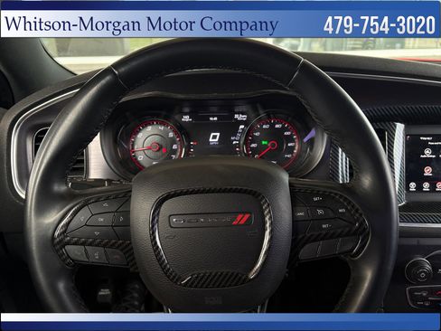 Used 2018 Dodge Charger SXT w/ Blacktop Package image 15