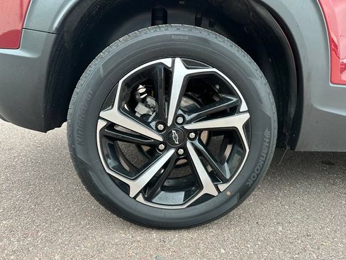 Used 2023 Chevrolet TrailBlazer RS w/ Convenience Package FWD image 38