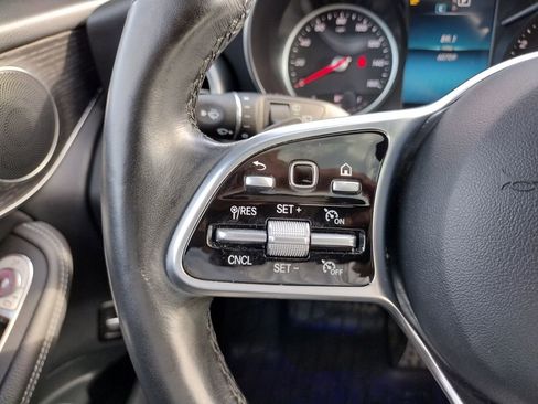 Used 2022 Mercedes-Benz GLC 300 4MATIC image 24