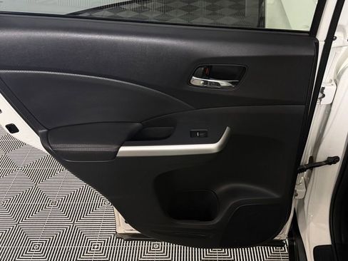 Used 2016 Honda CR-V Touring image 23