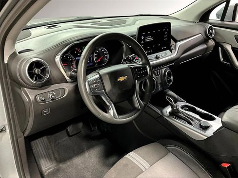 Used 2024 Chevrolet Blazer LT image 17