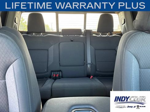 Used 2025 Chevrolet Silverado 2500 LT w/ Trail Boss Package AWD/4WD image 15