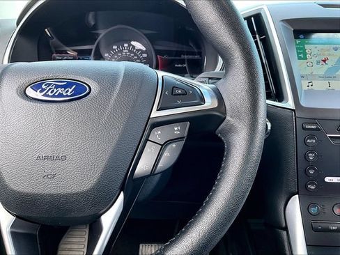 Used 2016 Ford Edge Titanium w/ Equipment Group 302A AWD/4WD image 24