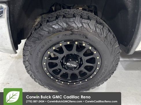 Used 2019 GMC Sierra 2500 SLT w/ Duramax Plus Package AWD/4WD image 40