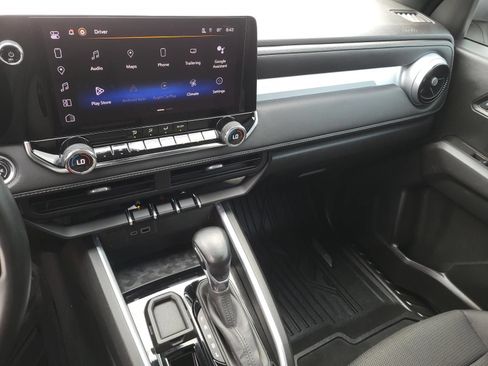 Used 2023 Chevrolet Colorado LT w/ LT Convenience Package RWD image 20