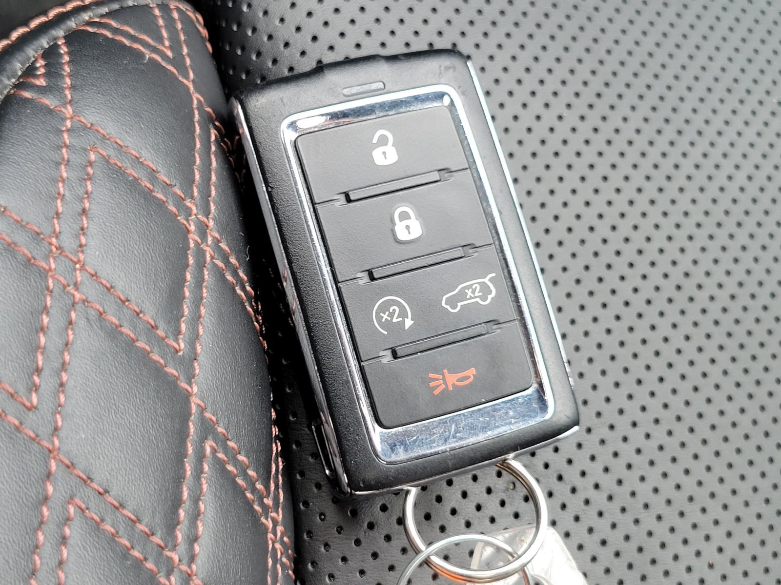 Used 2021 Jeep Grand Cherokee L Summit AWD/4WD image 25