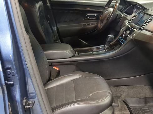 Used 2018 Ford Taurus SHO image 34