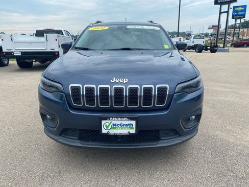 Used 2021 Jeep Cherokee Latitude Plus image 9