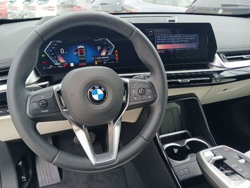 Used 2026 BMW X1 xDrive28i AWD/4WD image 18