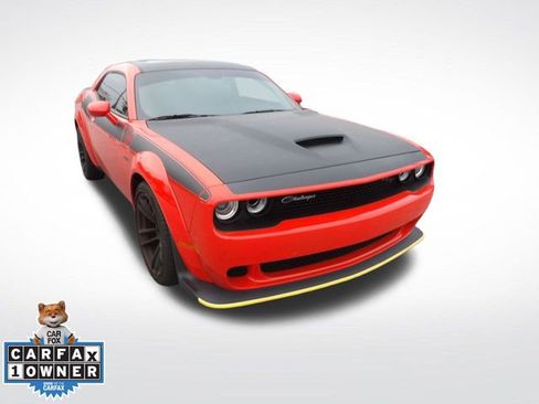 Used 2023 Dodge Challenger R/T Scat Pack image 2