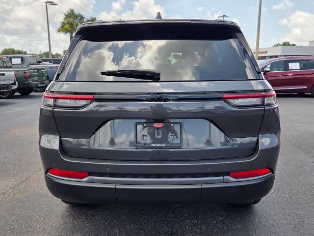 New 2026 Jeep Grand Cherokee Altitude RWD image 6