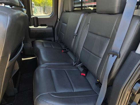 Used 2012 Nissan Titan SV w/ SV Value Truck Pkg AWD/4WD image 12
