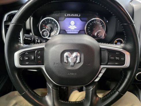Used 2022 RAM 1500 Big Horn AWD/4WD image 36