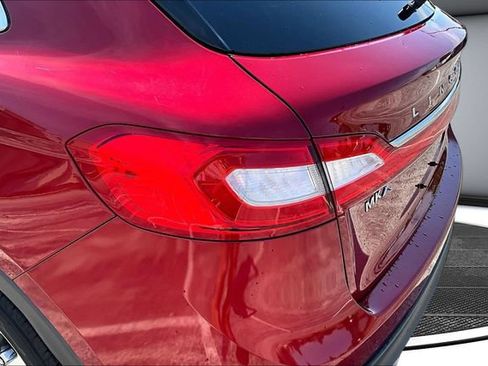 Used 2016 Lincoln MKX Select w/ Select Plus Package AWD/4WD image 23