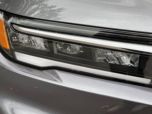 New 2025 Honda Pilot Touring image 30