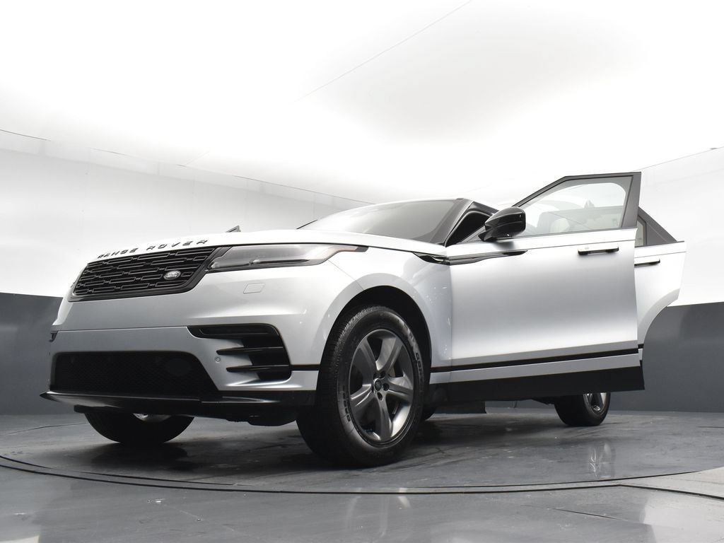 Used 2025 Land Rover Range Rover Velar Dynamic SE AWD/4WD image 30